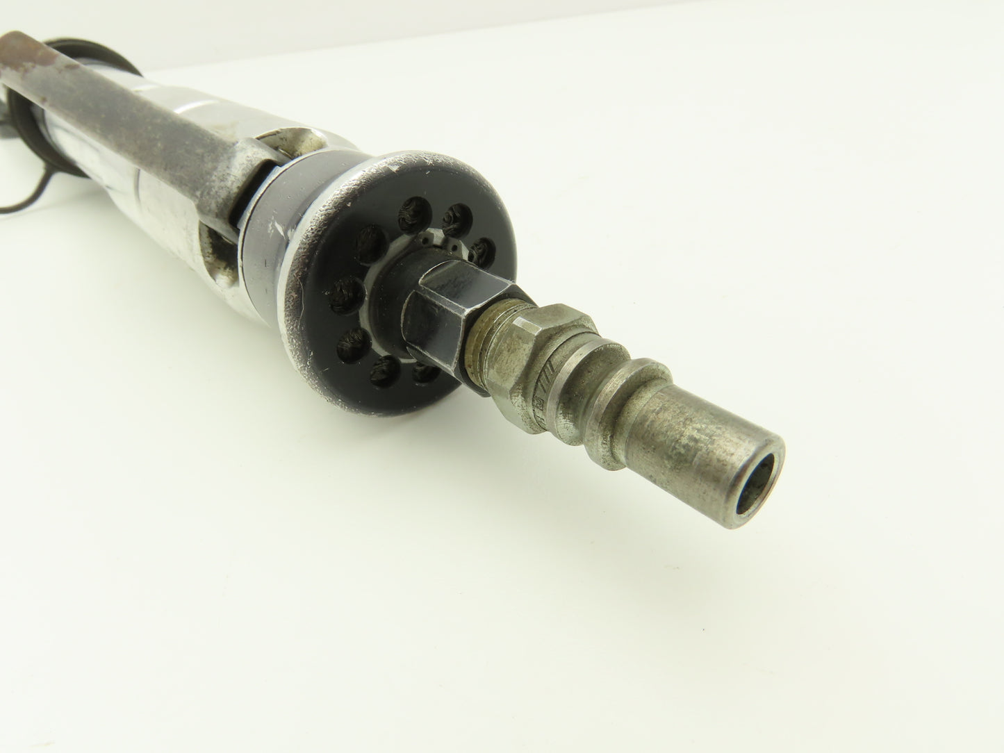 Stanley F33L74ACT-28 Pneumatic Nutrunner 13mm Drive Right Angle 306705