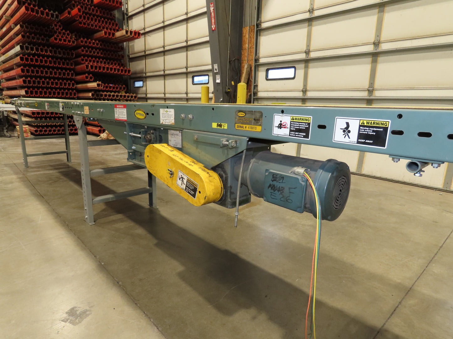 Hytrol 27"x 17' 10" Slider Bed Conveyor 18"Belt 2Hp 3PH Center Drive 86FPM