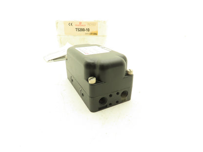 Fairchild T5200-10 Electro-Pneumatic Pressure Transducer 1-5 mA IN 3-15PSIG Out