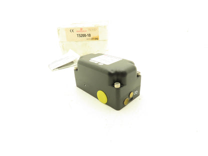 Fairchild T5200-10 Electro-Pneumatic Pressure Transducer 1-5 mA IN 3-15PSIG Out