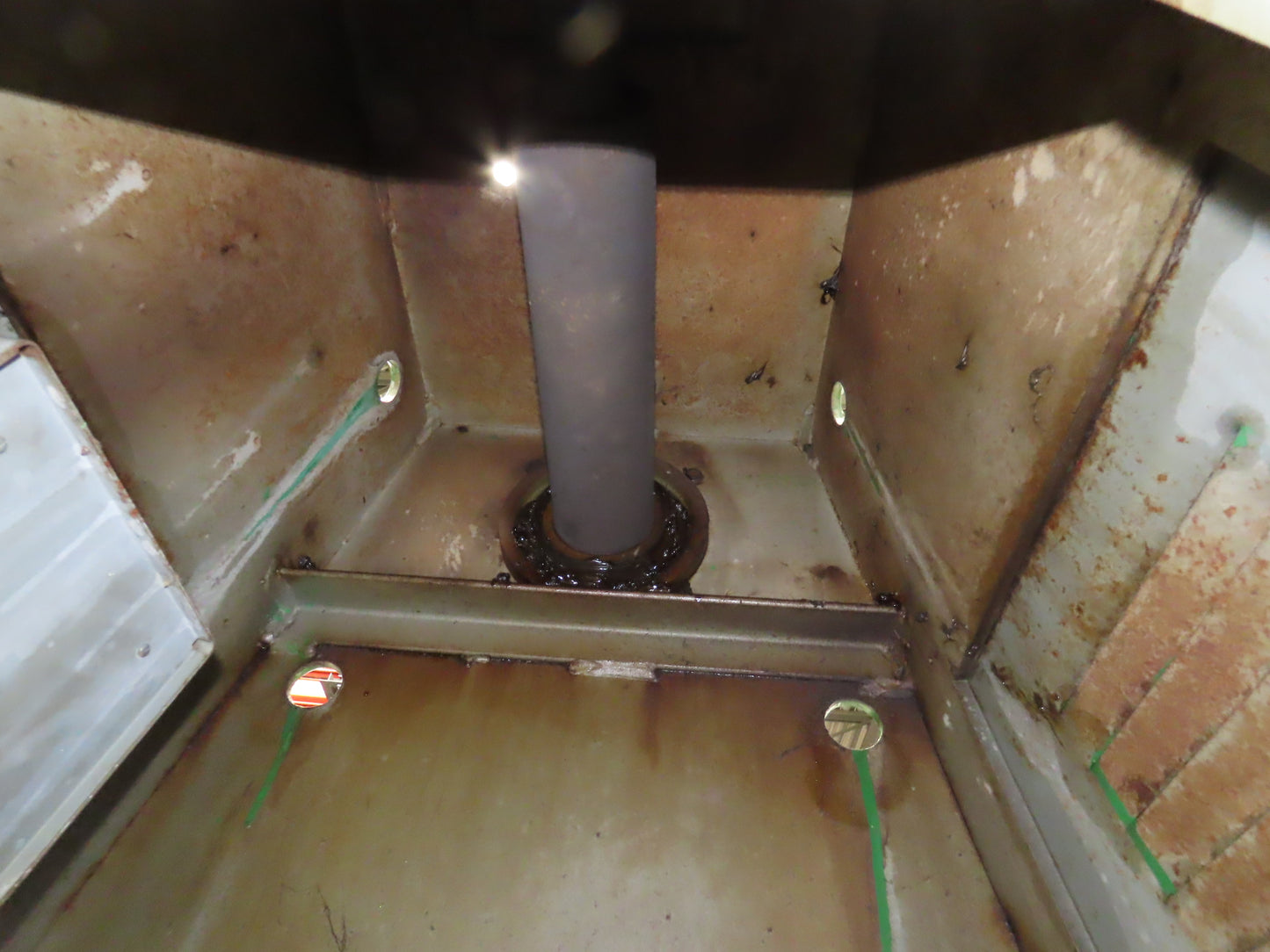 FJ Littell Machine No 20-18 Coil Stock Uncoiler 2000lbs 16-20" ID 18" W Decoiler