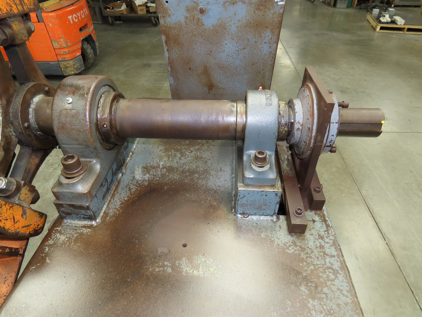 Dallas Industries R40X18 Coil Stock Uncoiler 4000lbs 16-20" ID 18" W Decoiler