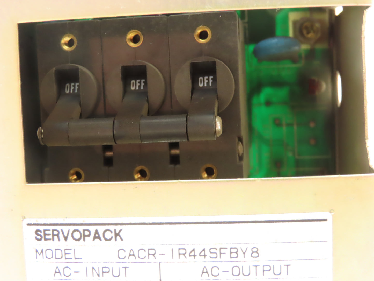 Yaskawa CACR-IR44SFBY8 Servo Drive Controller Servopack 5.9Hp 230VAC 3Ph
