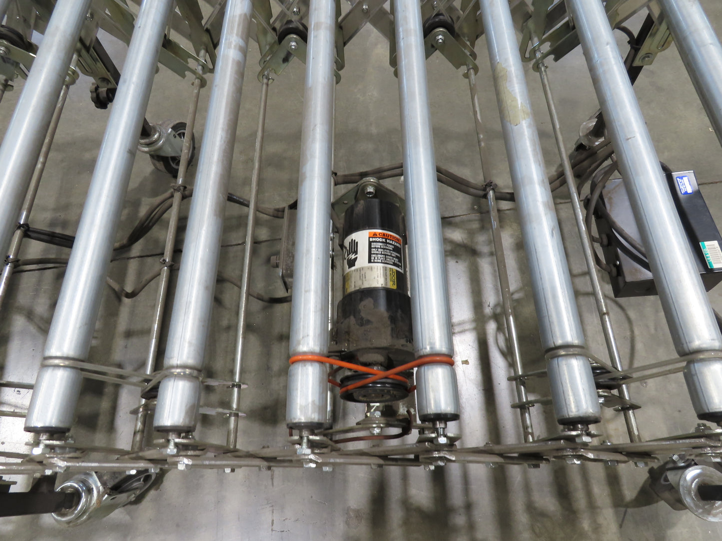 Best Flex 1.5  30"x 60' Expandable Power Roller Conveyor 120V Variable Speed