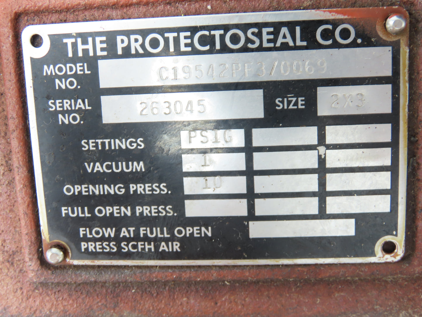 Protectoseal C19542PF3/0069 Pipe-Away Pressure/Vacuum Relief Vent 2x3" Flanged