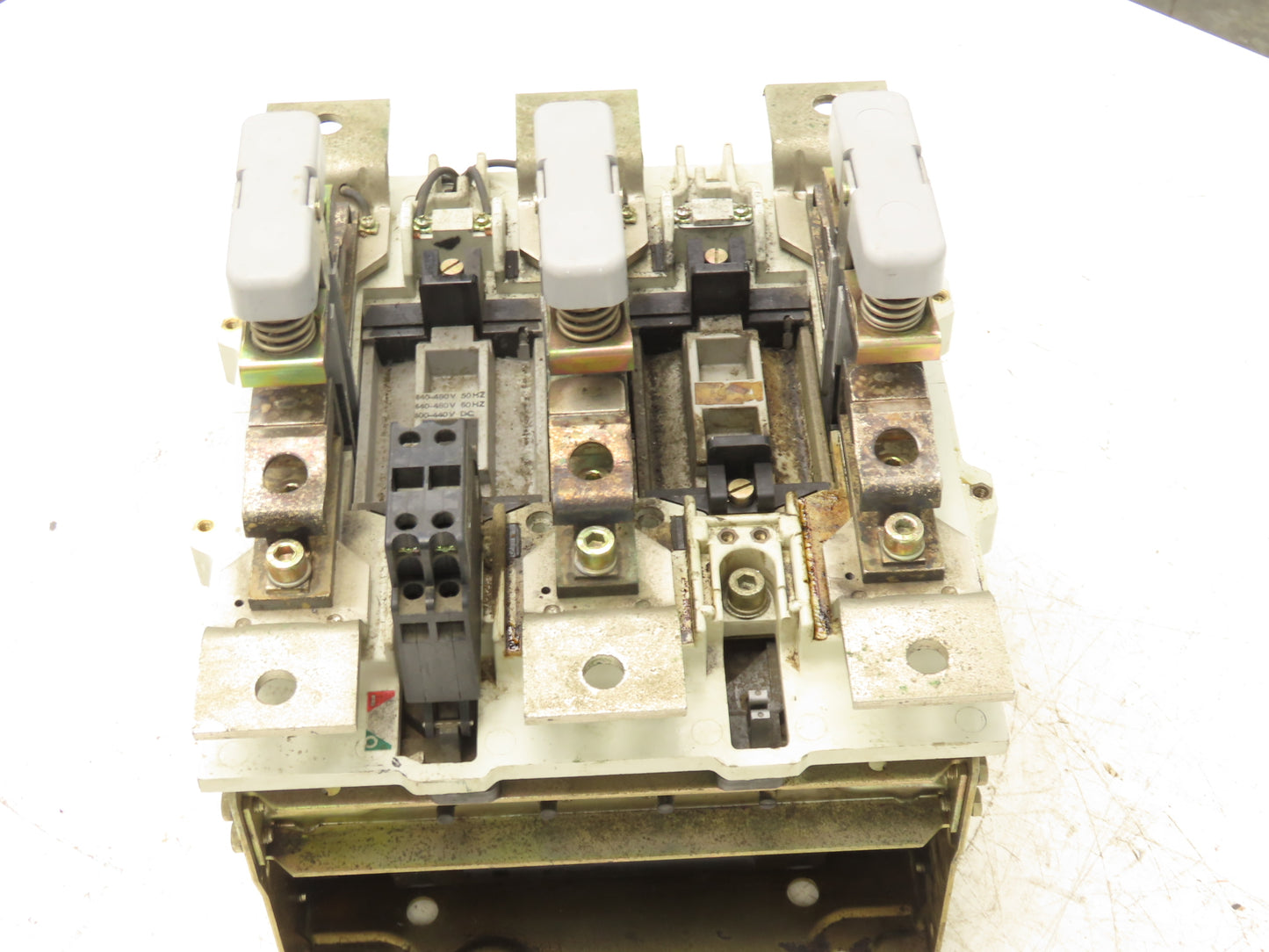 Cutler Hammer 10 5822C Motor Starter Contactor Size 6 Rated 540A/3PH