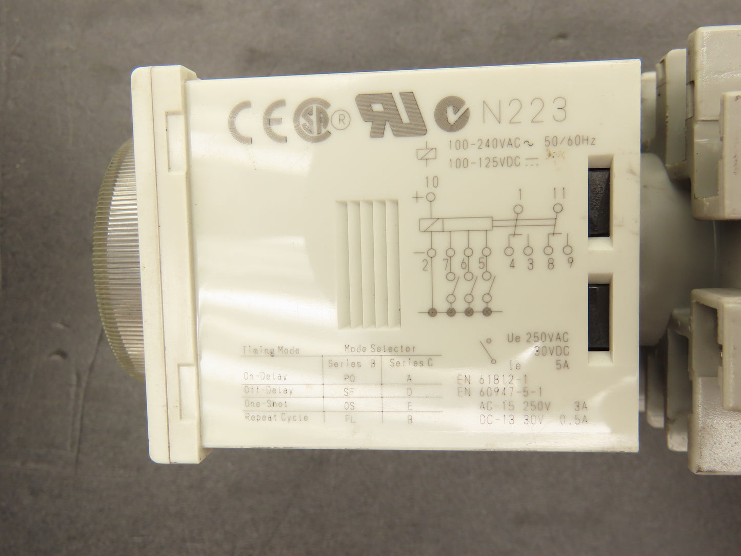 Allen Bradley 700-HR52TA17 Multi Function Timing Relay Ser C 5A 120V Lot of 3