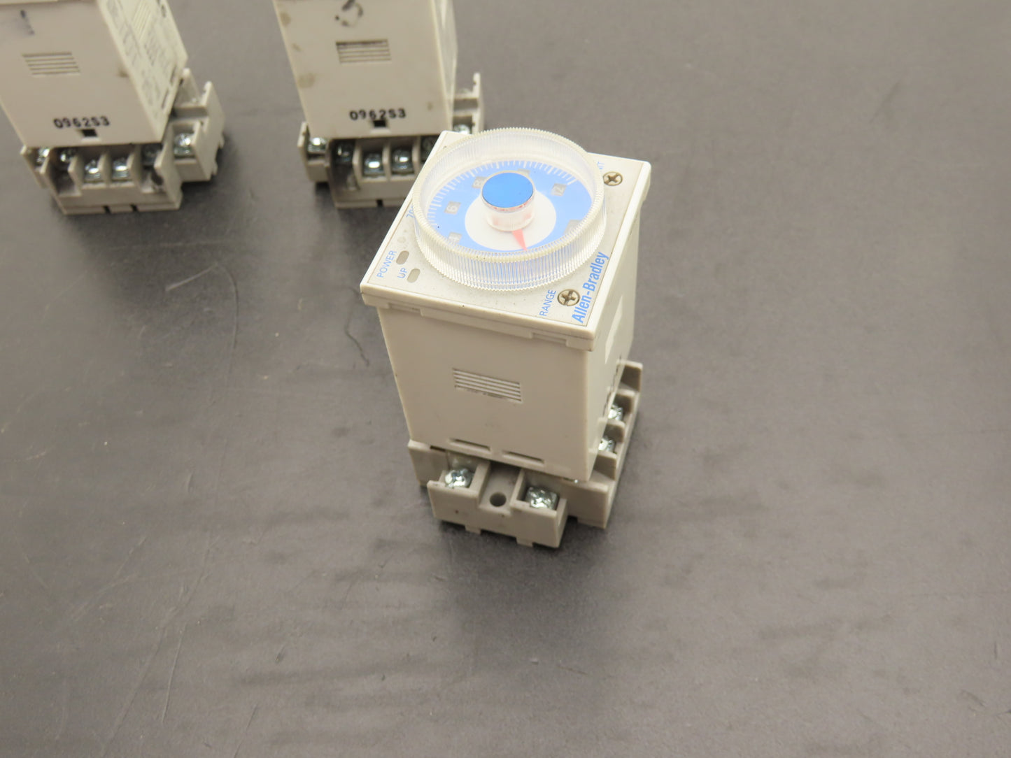 Allen Bradley 700-HR52TA17 Multi Function Timing Relay Ser C 5A 120V Lot of 3