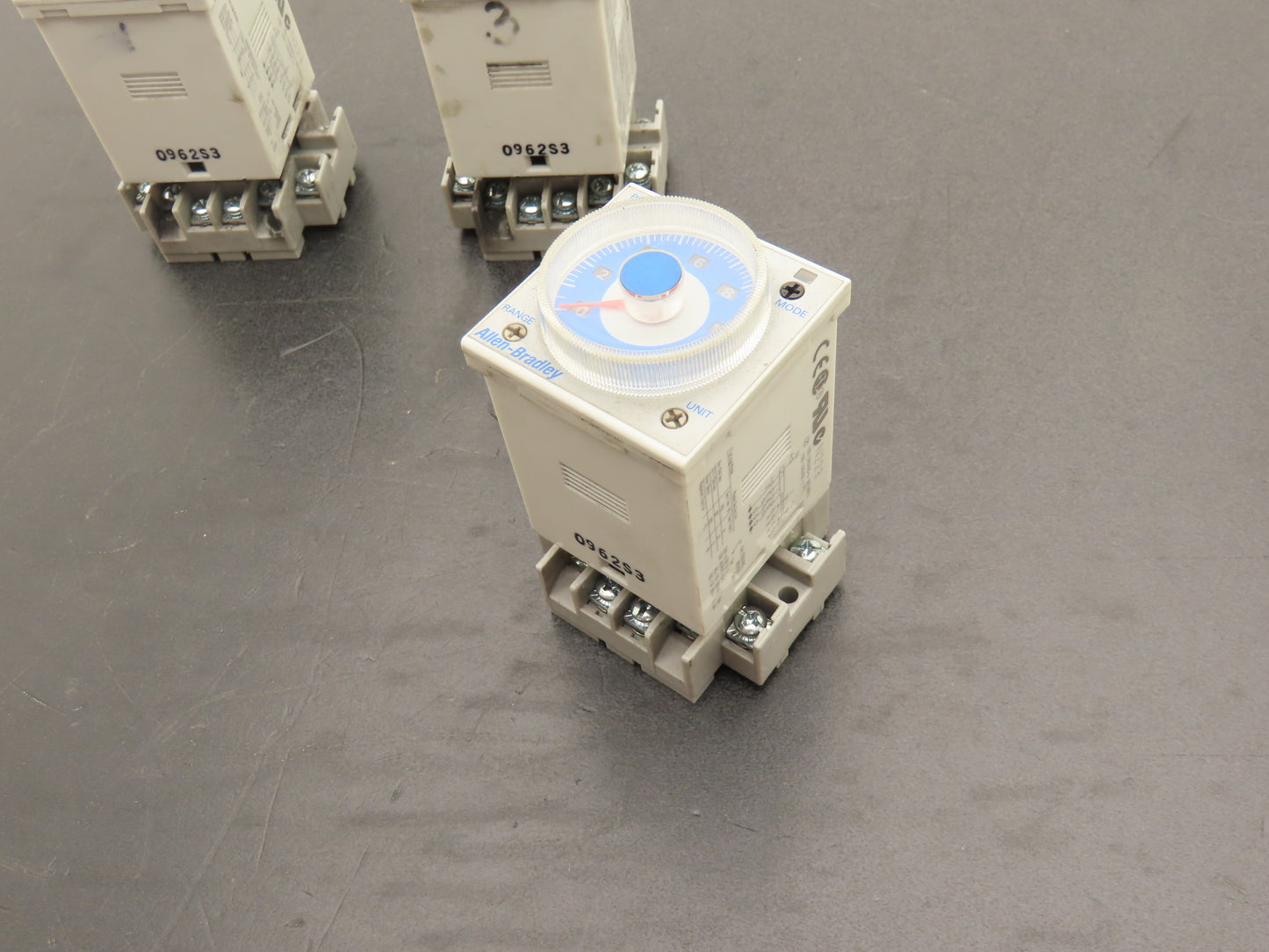 Allen Bradley 700-HR52TA17 Multi Function Timing Relay Ser C 5A 120V Lot of 3