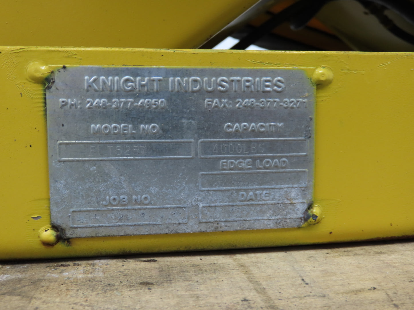 Knight FLT5257 Pneumatic Lift Tilt Table Tote Tipper 4000lb 30° Degree 57x52"