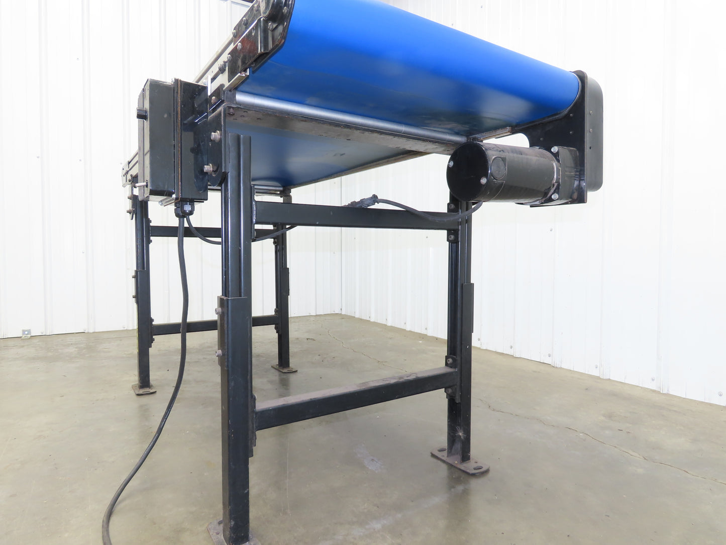 Dorner 3100-2406 Belt Conveyor 24"x 6'L 120V Variable Speed Belt Drive 42FPM