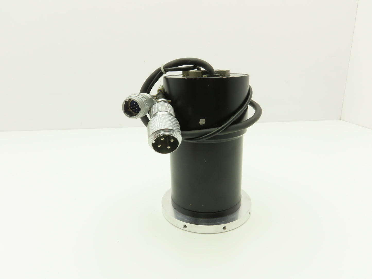 Yokogawa DB5C-015G-2B9A4G2-005-7273 Servo Actuator Motor 5" Flange