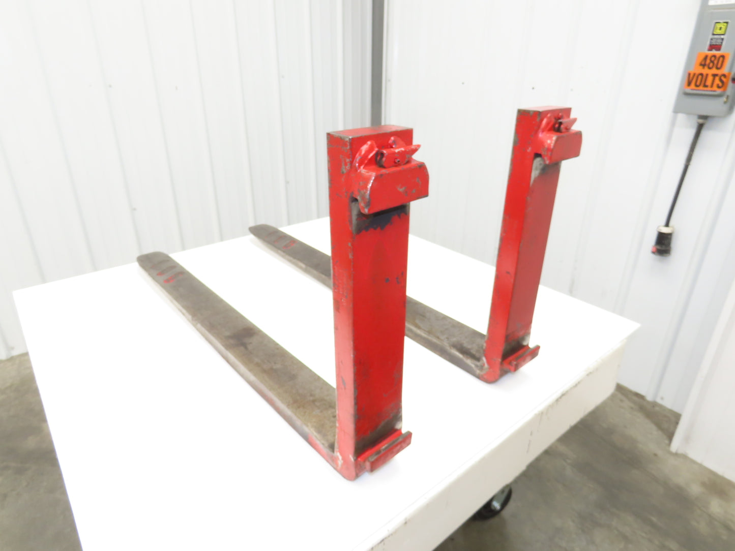 Crown 094182-3 4x42" Class 2 Steel Forklift Forks 16" Carriage 1-Pair