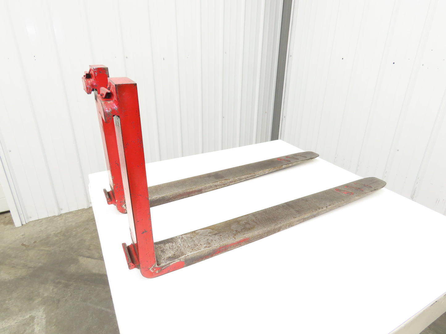 Crown 094182-3 4x42" Class 2 Steel Forklift Forks 16" Carriage 1-Pair