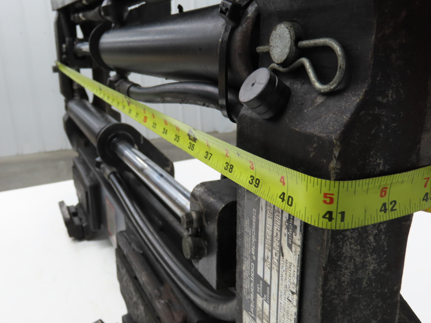 Cascade Forklift Class 3 SideShift Fork Positioner Attachment 20"x 41" W 10000lb