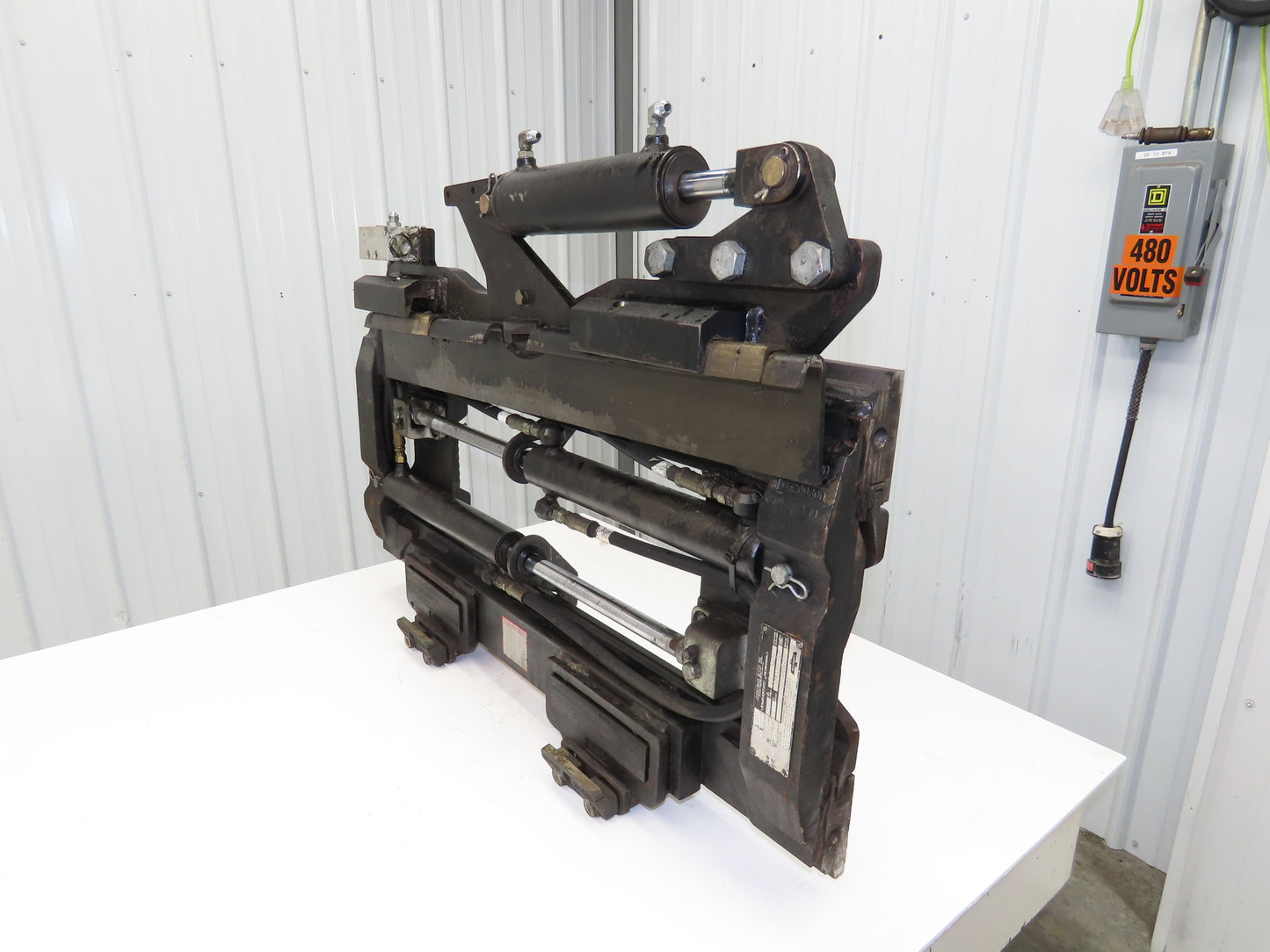 Cascade Forklift Class 3 SideShift Fork Positioner Attachment 20"x 41" W 10000lb