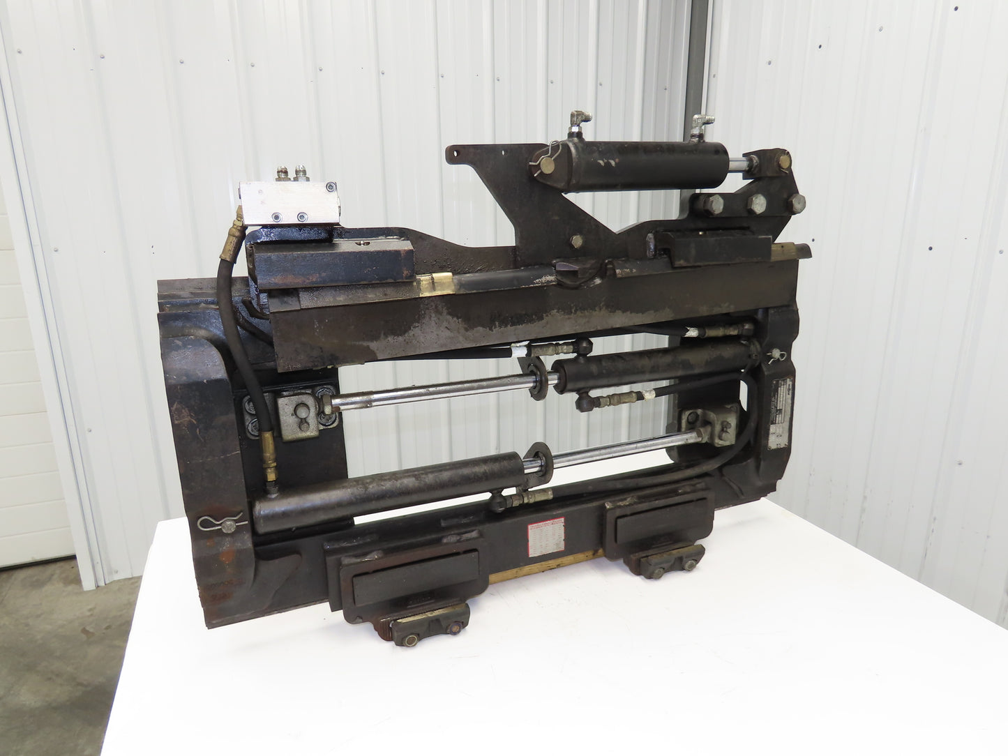 Cascade Forklift Class 3 SideShift Fork Positioner Attachment 20"x 41" W 10000lb