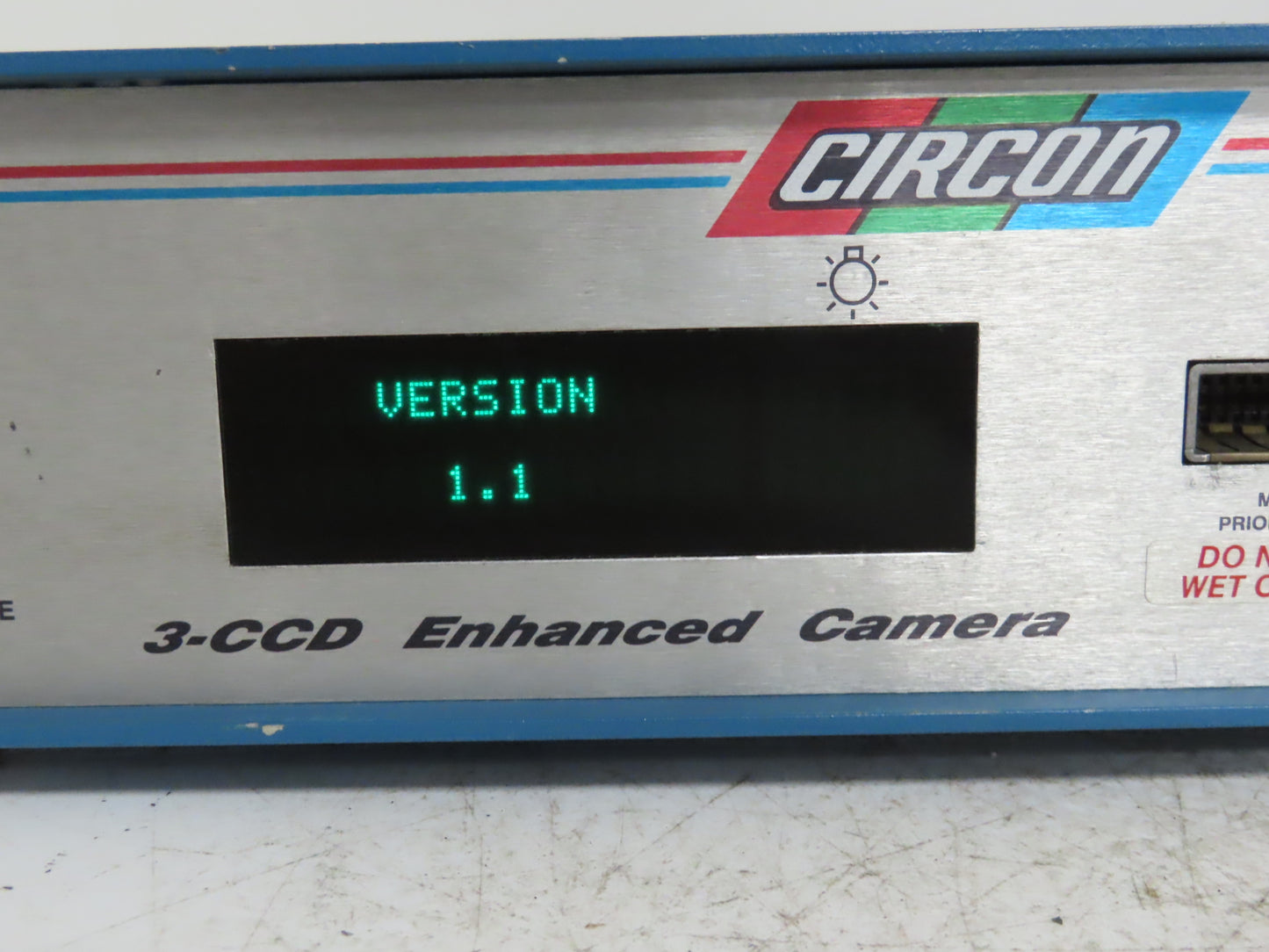 Circon MV-9904-E 3-CCD Enhanced Color Camera Controller Microdigital IIIe