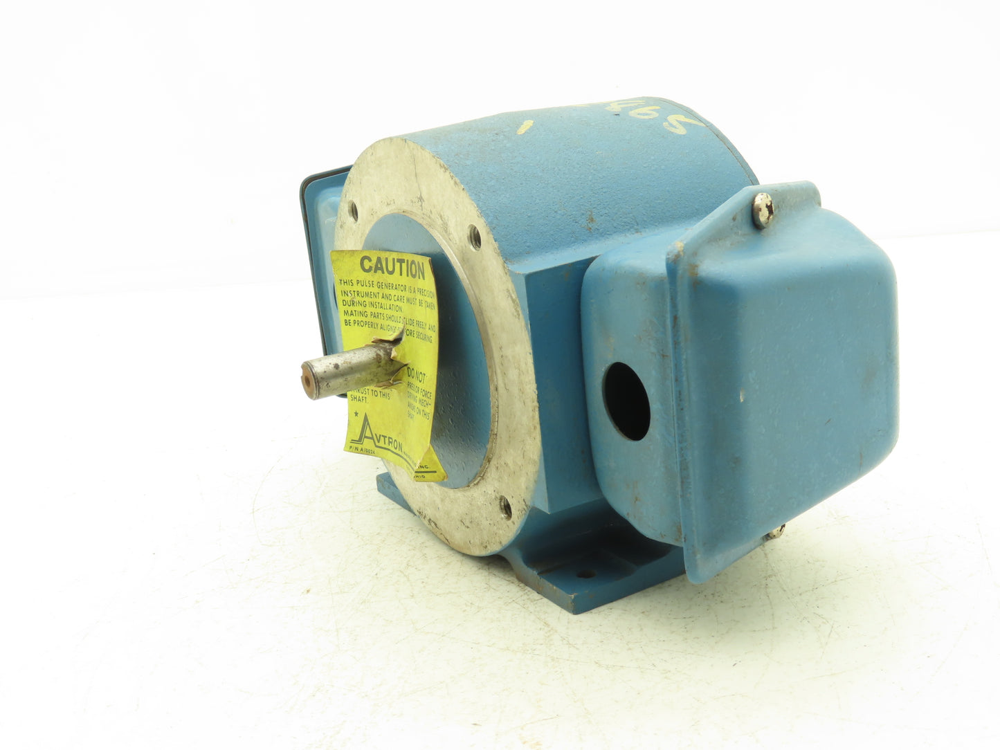 Avtron M627A-1D-320 Pulse Generator Tachometer Rotary Encoder 12VDC 320 PPR 56C