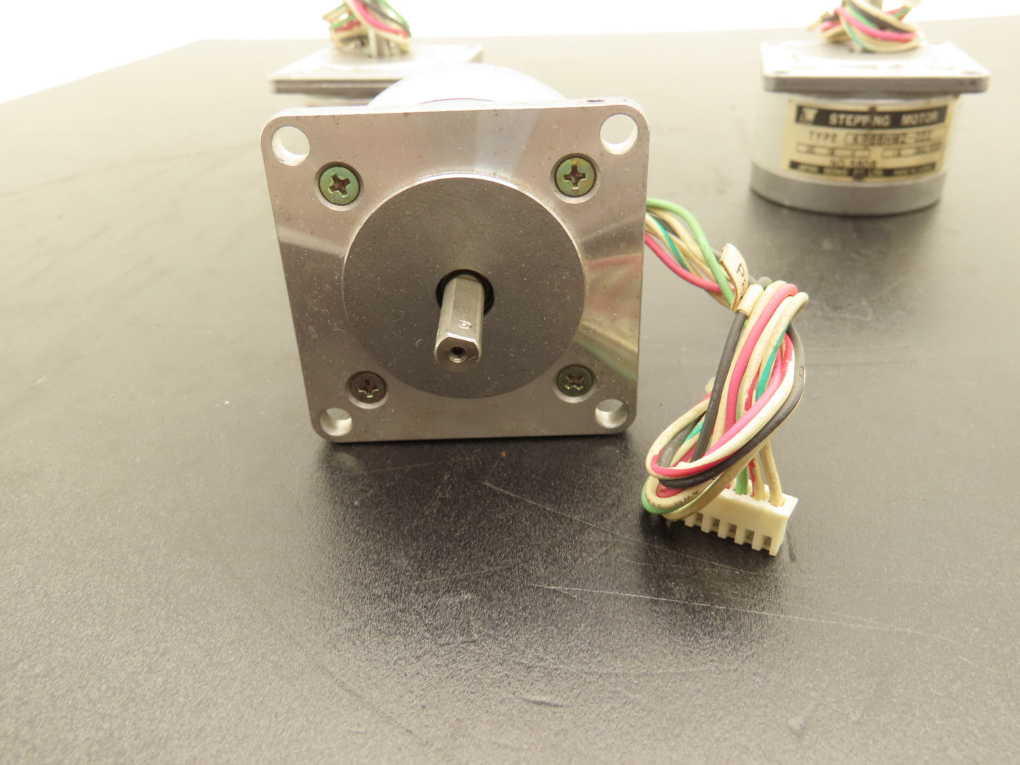 Japan Servo KP56HM2-022 Servo Stepping Motor 1.8° 18VDC  Lot of 3