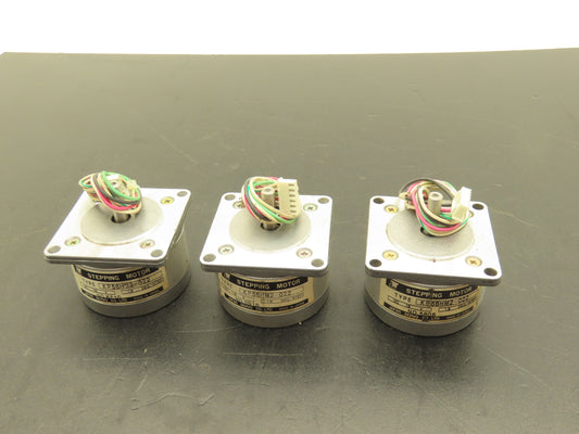 Japan Servo KP56HM2-022 Servo Stepping Motor 1.8° 18VDC  Lot of 3