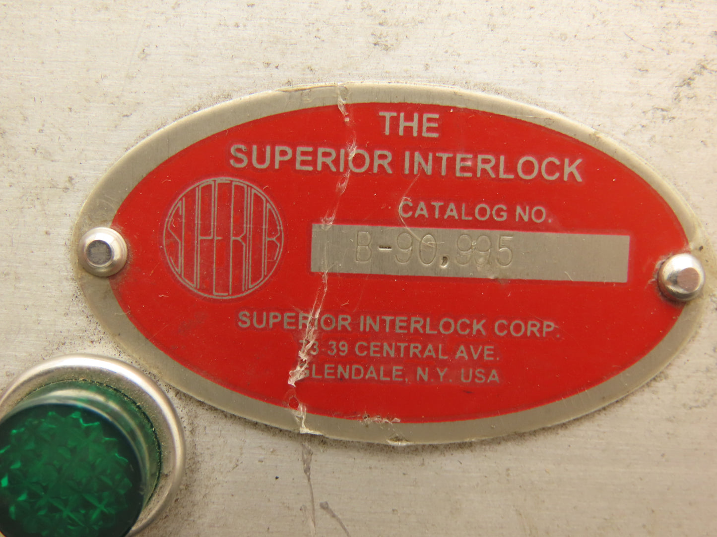 Superior Interlock B-90.995 Safety Interlock Device 125VDC Activated Solenoid