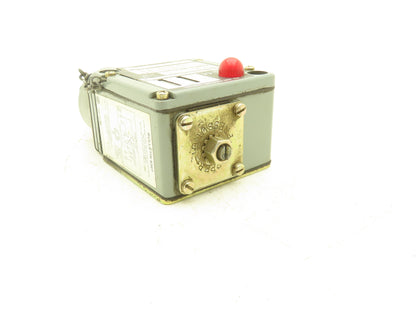 Allen Bradley 836T-T251JX81X15 Pressure Control Ser B 1-2.45 Bar 600V