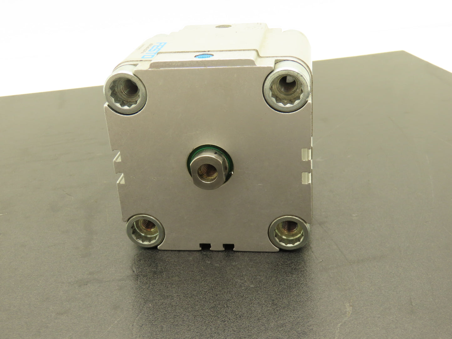 Festo AEVU-80-32-P-A Pneumatic Cylinder 80mm Bore 32mm Stroke 145PSI