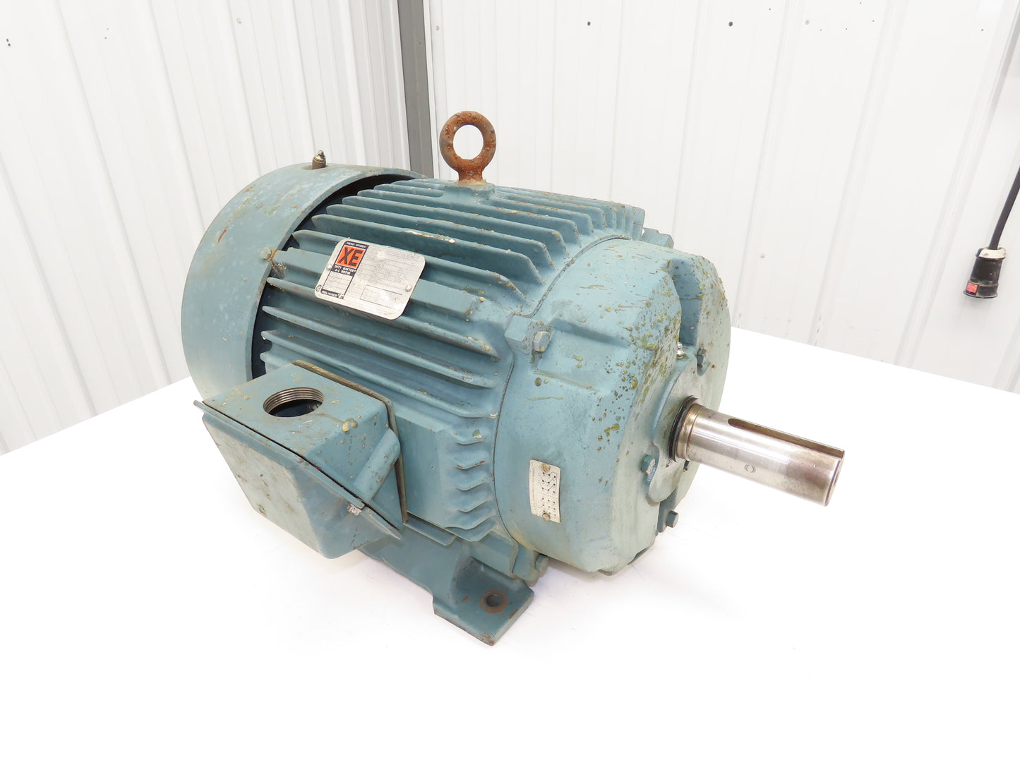 Reliance XE XT P28G3315F Duty Master AC Motor 25Hp 1770 RPM 230/460V 3PH 284T