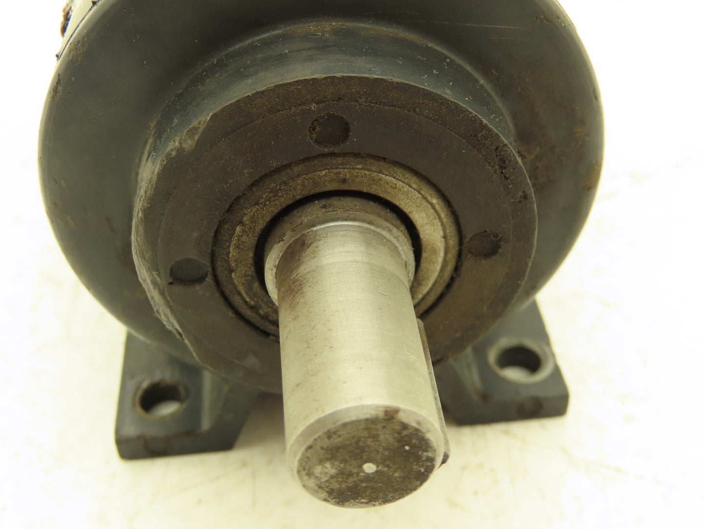 Hubbell  2210-232CC13  Pilot Duty Speed Switch Industrial Controls 5/8" Shaft