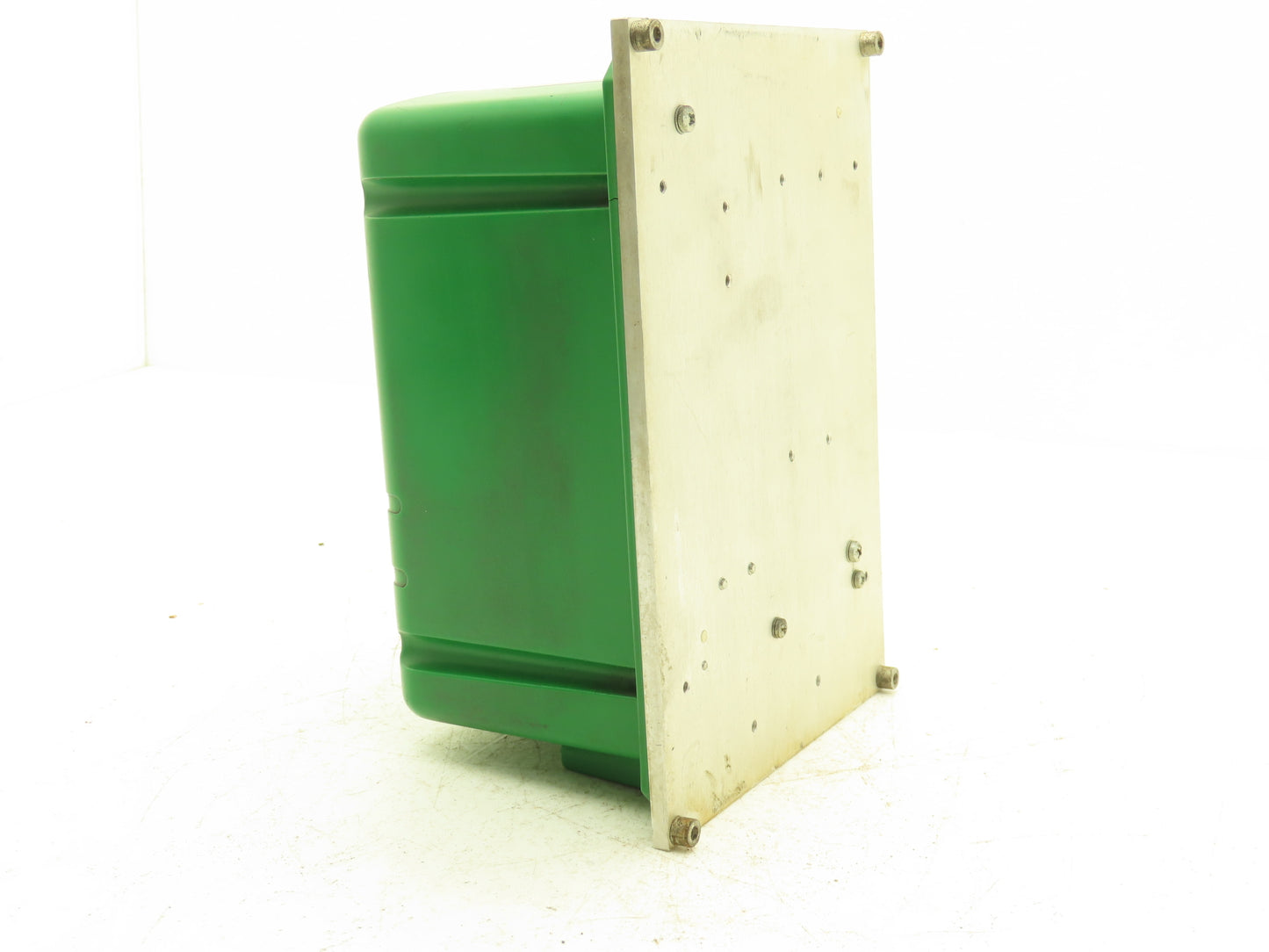 Control Techniques F3R2E Focus DC Motor Control Drive 90/180VDC 10A 120/240V IN