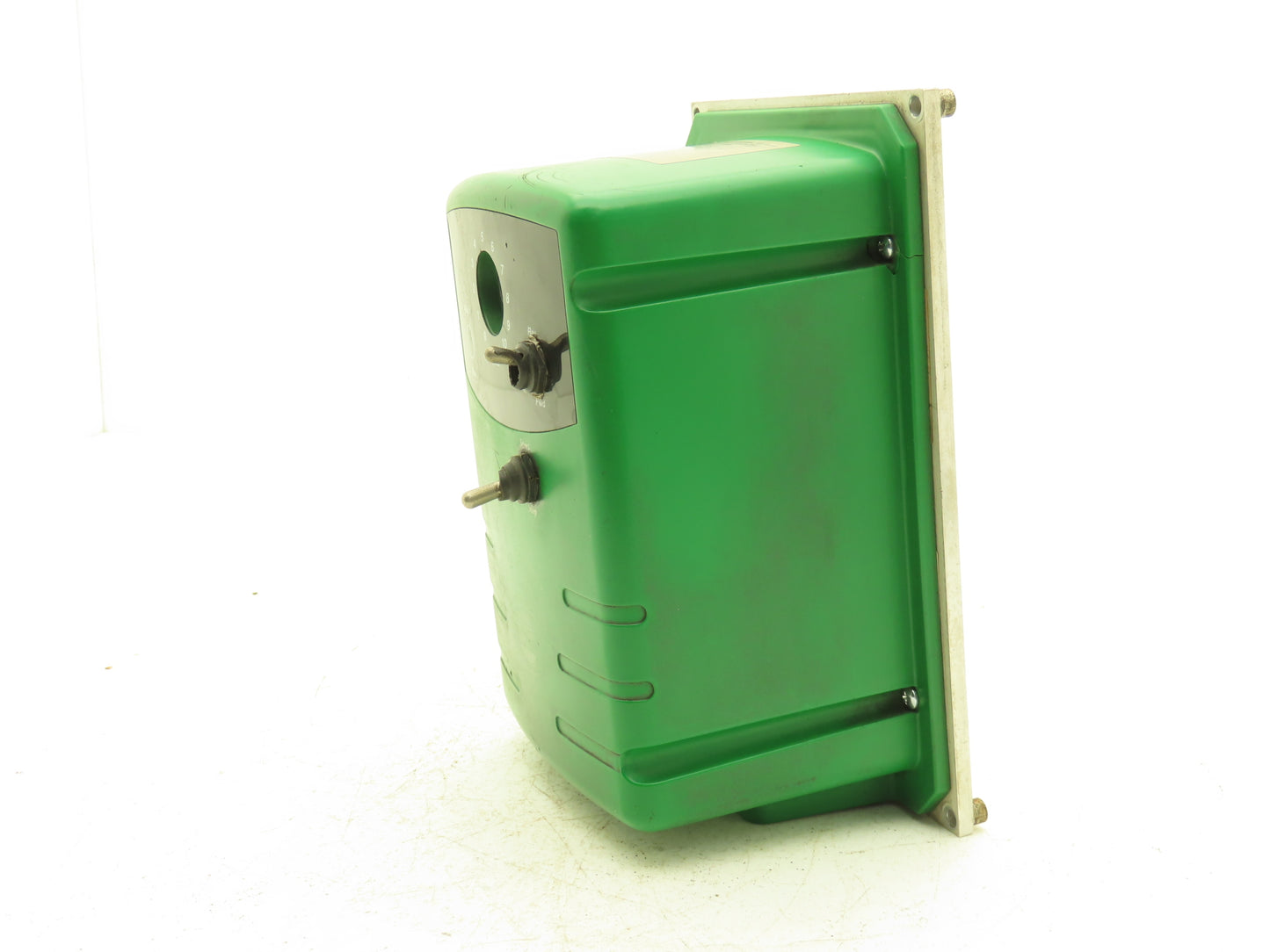 Control Techniques F3R2E Focus DC Motor Control Drive 90/180VDC 10A 120/240V IN