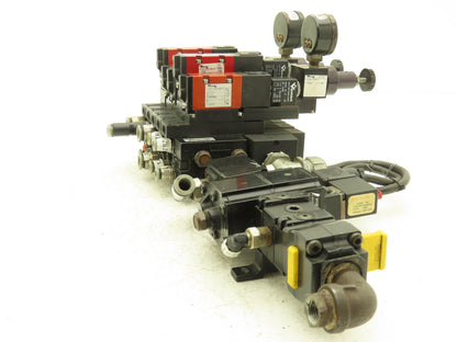 Versa CSG-4232-043-P-A120 Pneumatic Solenoid Valve Manifold Assy C5M-4302-5-PL-X