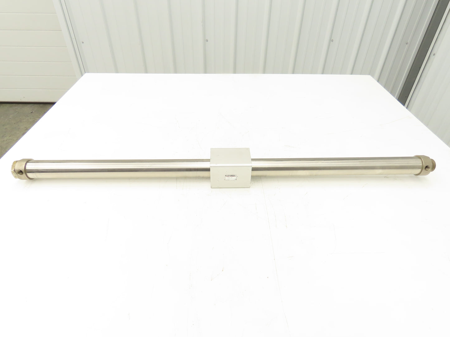 SMC CY2B40H-800 Pneumatic Air Magnetically Coupled Rodless Cylinder 40mm X 800mm