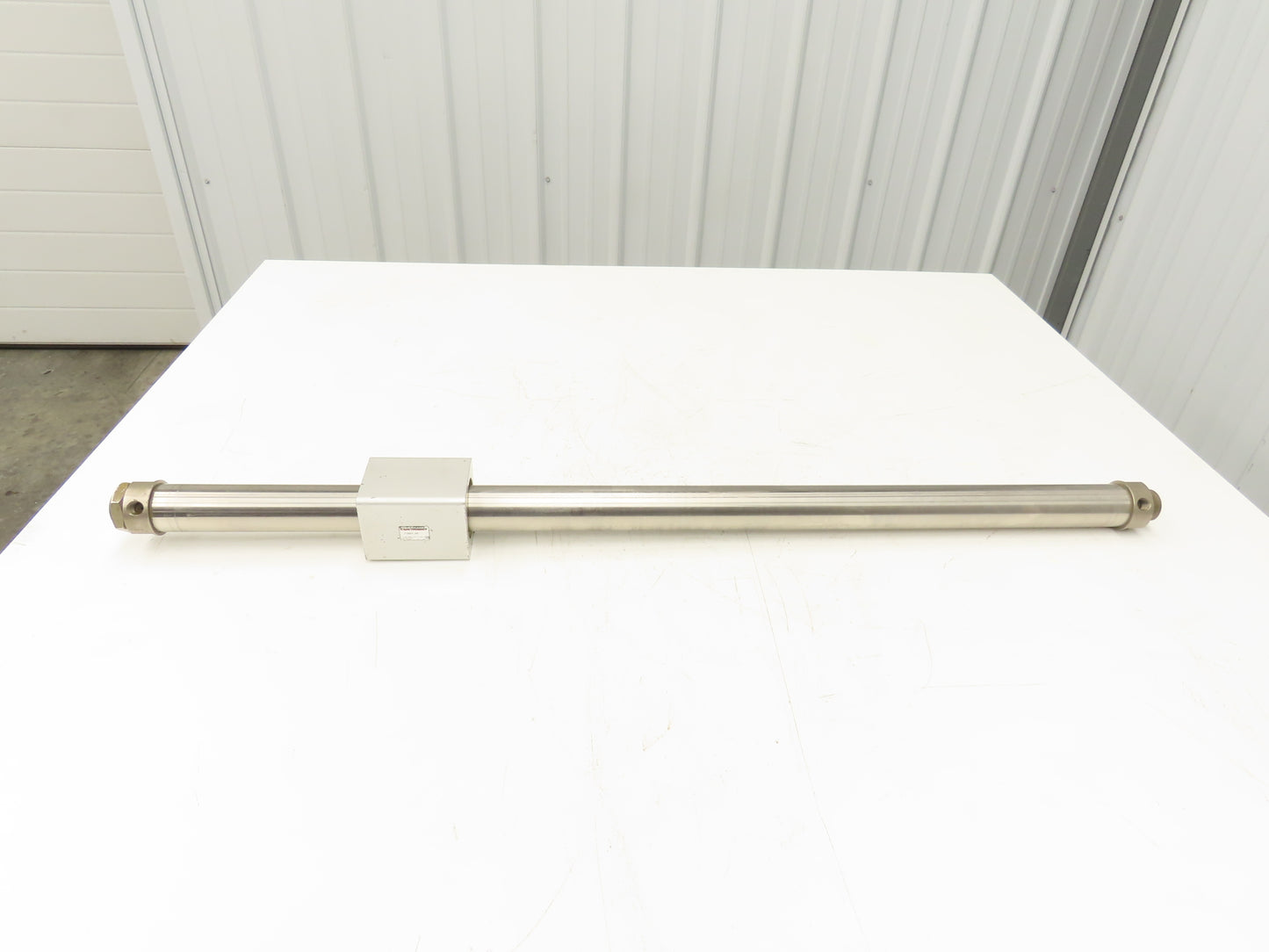 SMC CY2B40H-800 Pneumatic Air Magnetically Coupled Rodless Cylinder 40mm X 800mm