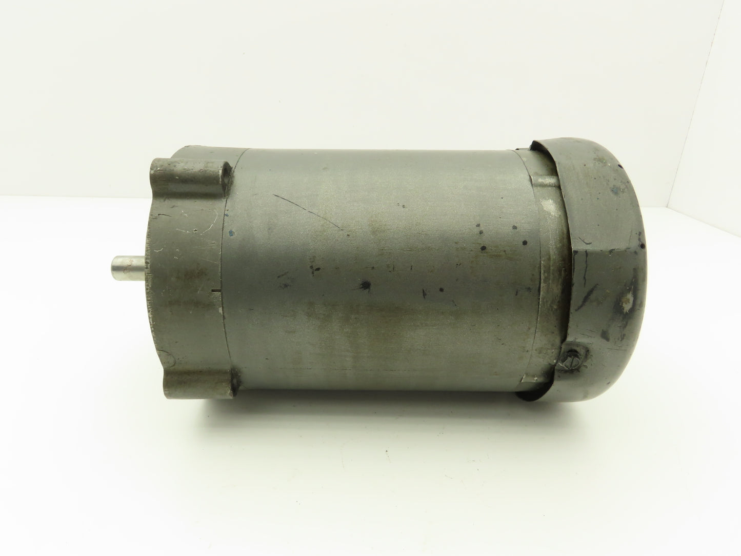 Baldor VM3539 AC Motor 1/2Hp 1140 RPM 230/460V 3PH 56C TEFC