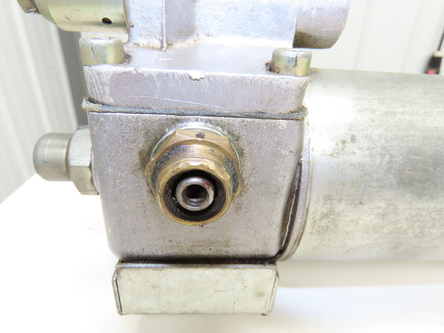 Flaco AM 4/F/200 Pneumatically Operated Medium-Pressure Lubricant Pump 80 Bar