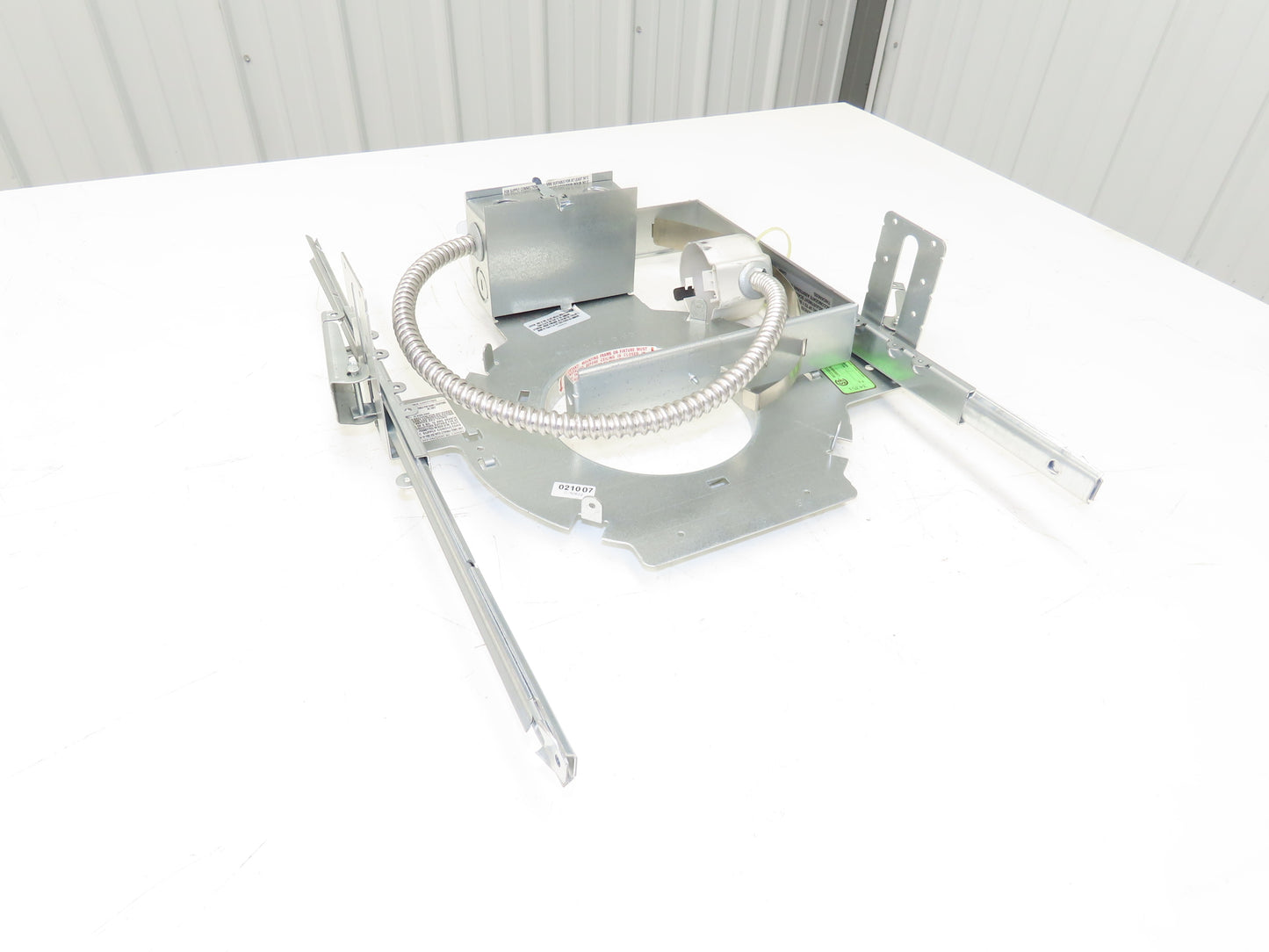 Lithonia Lutron FDB-T432-120-1-S Downlight Housing T4 Dimming Ballast 32W 120V