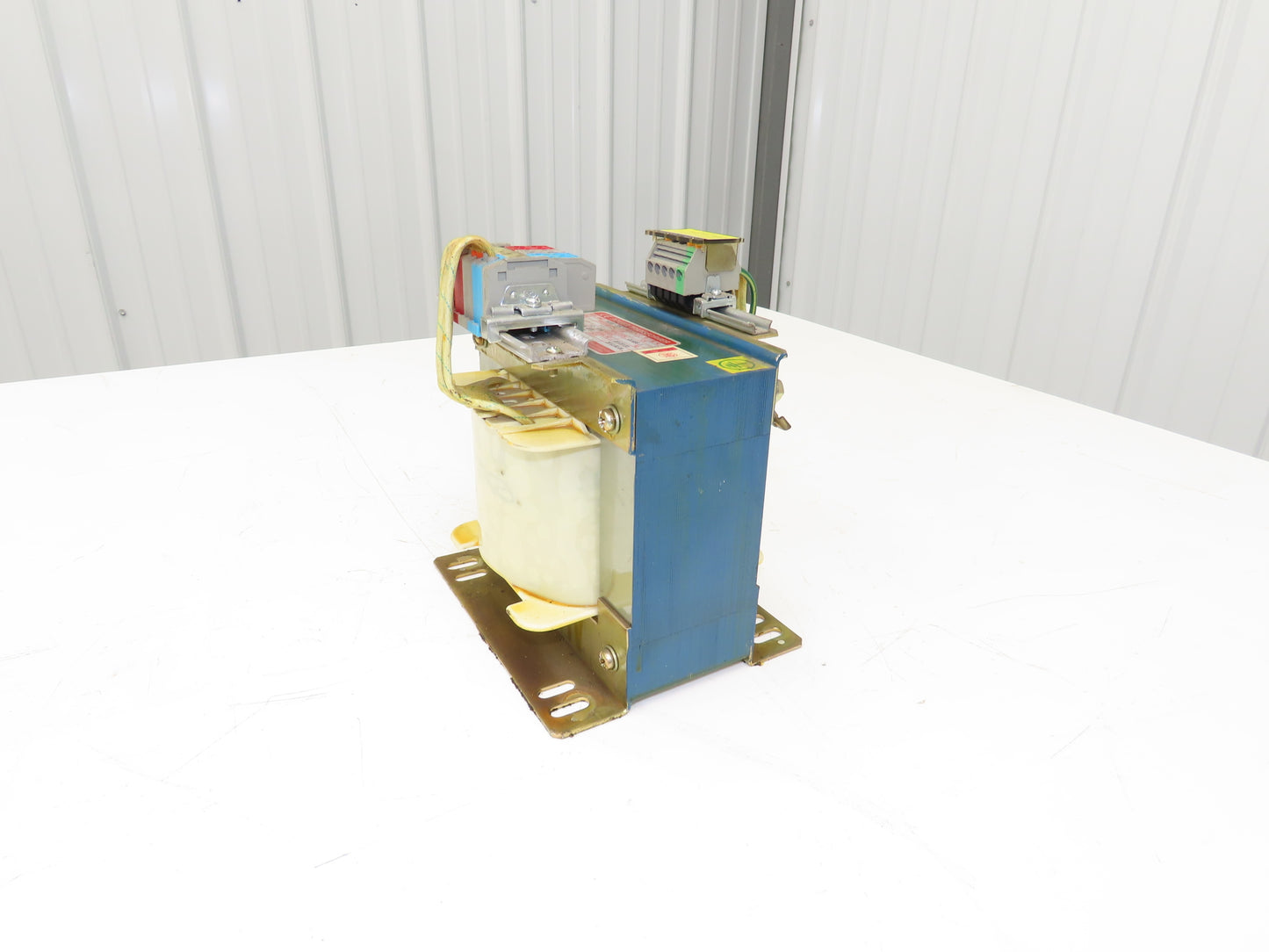 HKT EN61588-2-4 Transformer Primary 200-220V 1Ph Secondary 110V-28V/12 - 1.2KVA