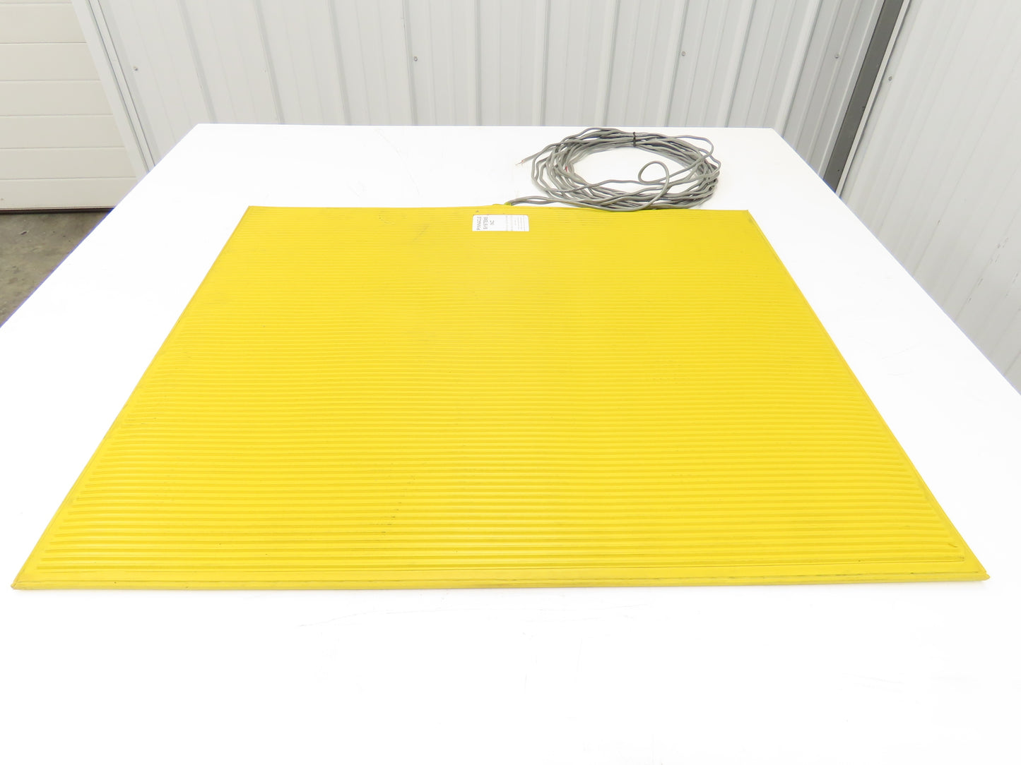 Pinnacle Systems NSD/28/033/Y/R/X/20/S Floor Mat Safety Switch 27x32" Yellow 24V