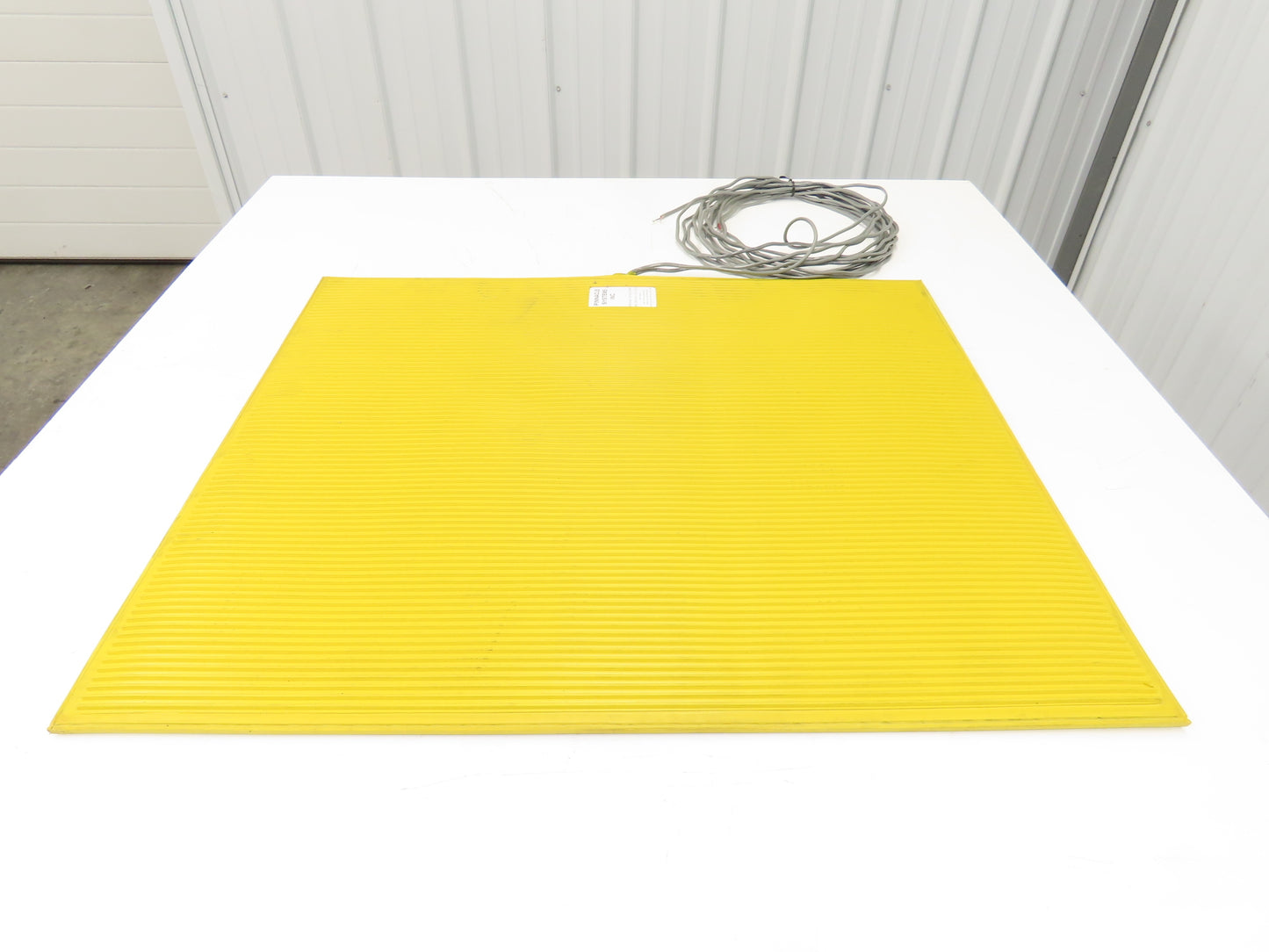 Pinnacle Systems NSD/28/033/Y/R/X/20/S Floor Mat Safety Switch 27x32" Yellow 24V