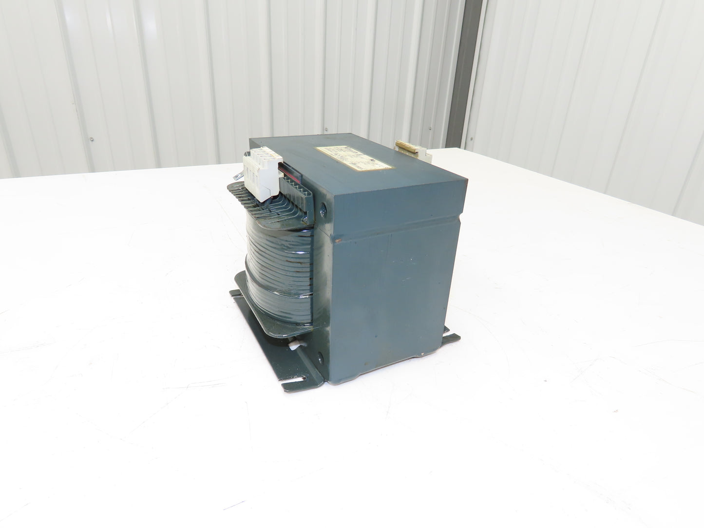 Moeller STN 2.0 S002 Transformer 1 PH 200-230 Primary 9.5A/100-120 Secondary 15A