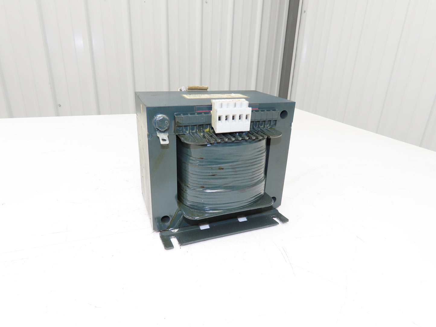 Moeller STN 2.0 S002 Transformer 1 PH 200-230 Primary 9.5A/100-120 Secondary 15A