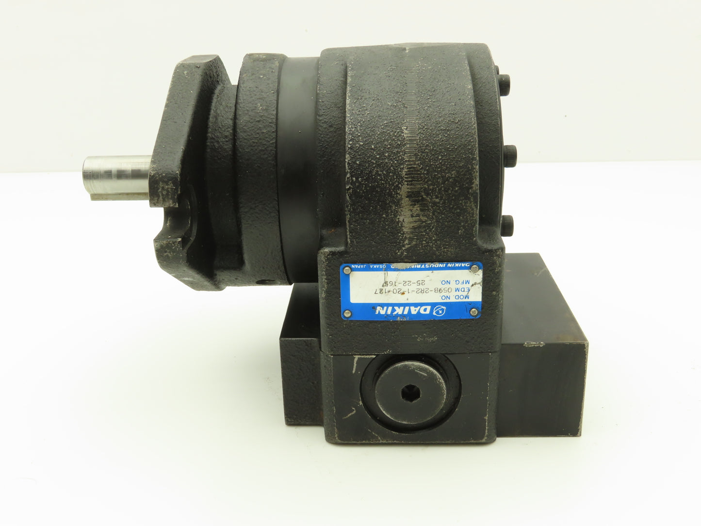 Daikin 059B-2R2-1-20-127 Hydraulic Rotor Pump 20mm Shaft 3/8" NPT