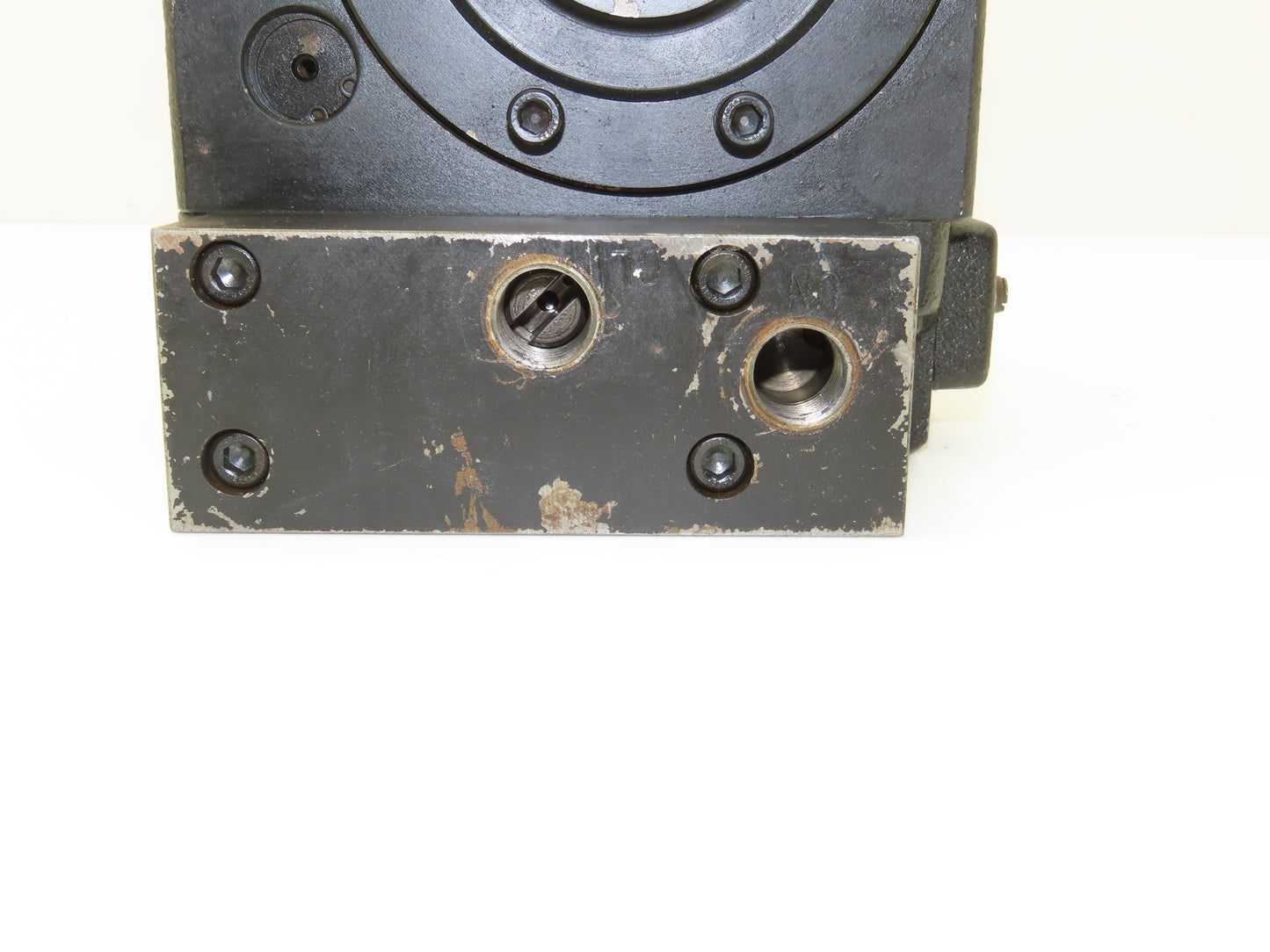 Daikin 059B-2R2-1-20-127 Hydraulic Rotor Pump 20mm Shaft 3/8" NPT