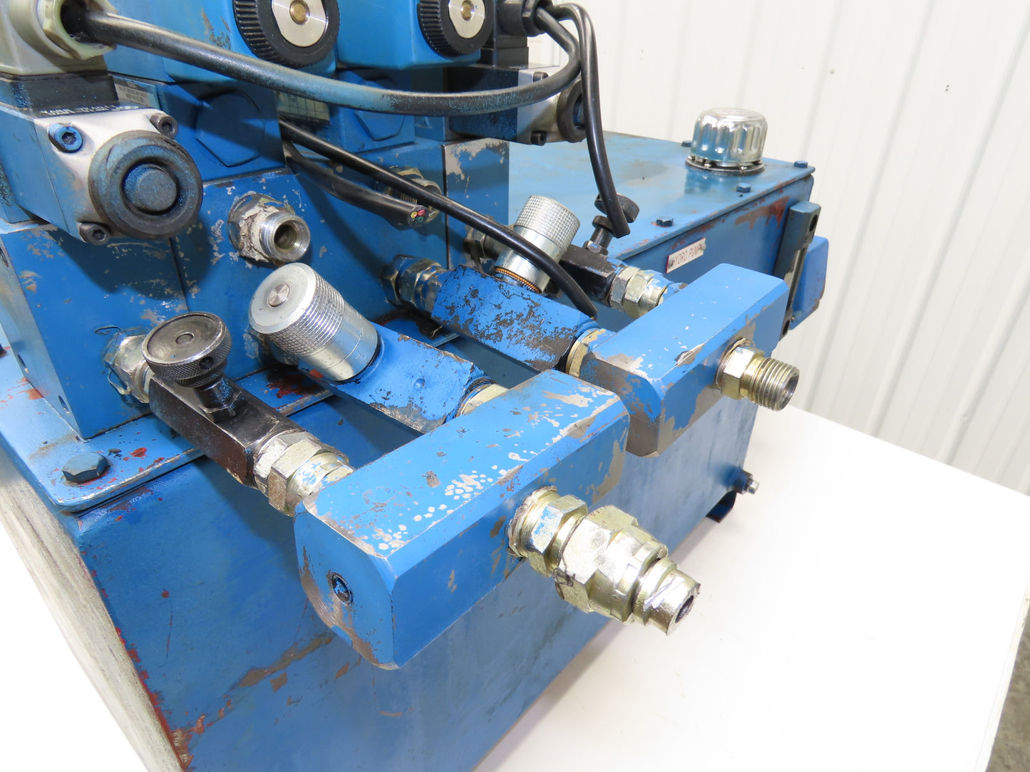 Hydromax HGP-33A Hydraulic Power Unit Dual Pump 25 Gal 30GPM 3500PSI 7.5Hp 480V