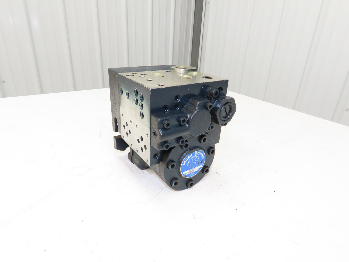 Nippon Gerotor Co 25604839 Hydraulic Index Motor 25mm Shaft 5/8" NPT