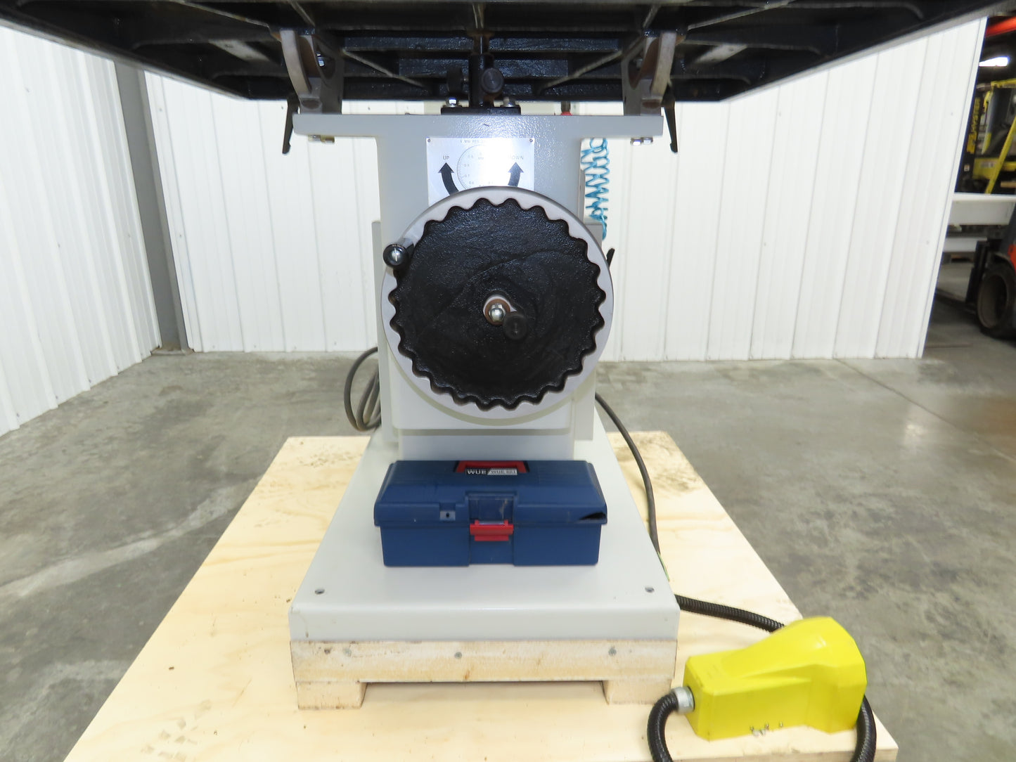 Cantek SR-750 Pneumatic Overarm Pin Router 29.5" Throat 7.5Hp 460V Motor