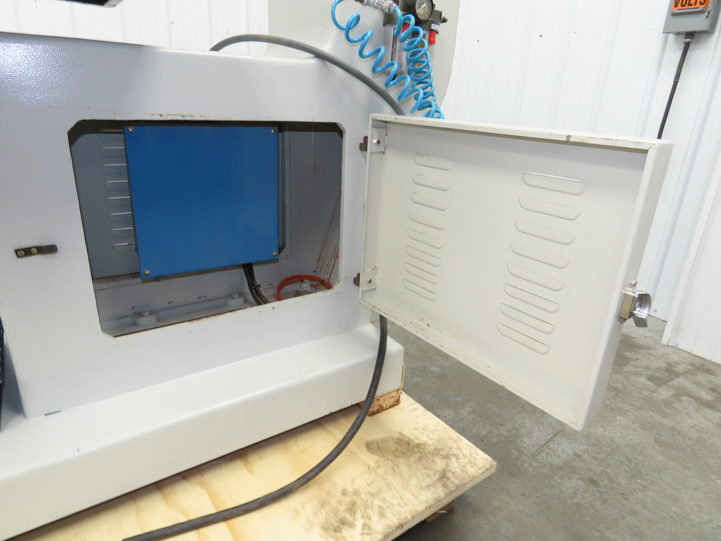 Cantek SR-750 Pneumatic Overarm Pin Router 29.5" Throat 7.5Hp 460V Motor