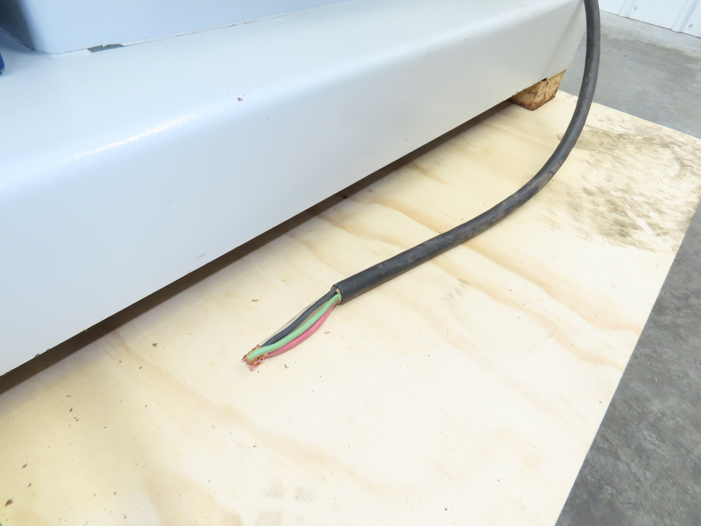 Cantek SR-750 Pneumatic Overarm Pin Router 29.5" Throat 7.5Hp 460V Motor